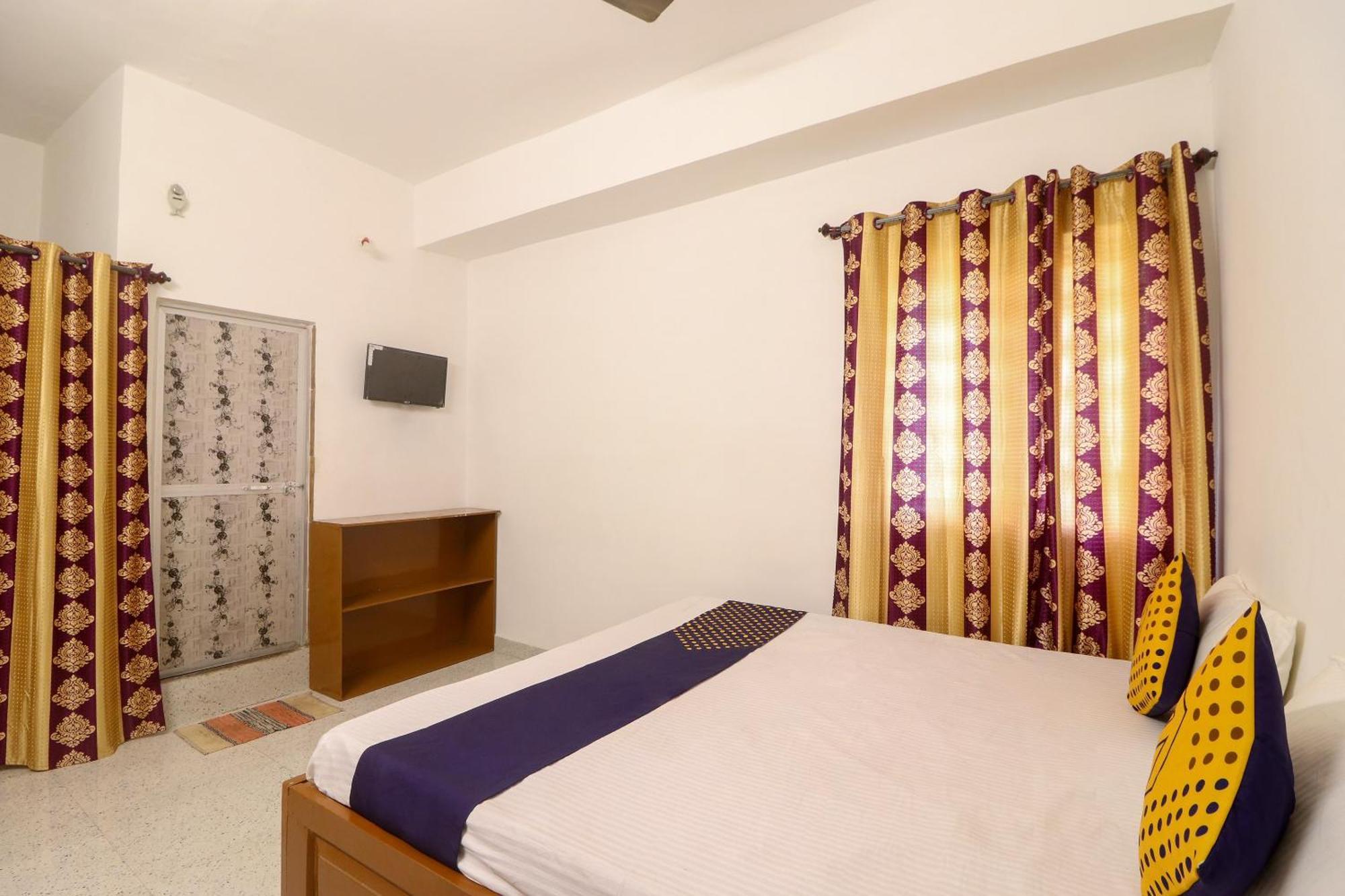 Spot On Hotel Om Kanha Bilāspur Extérieur photo
