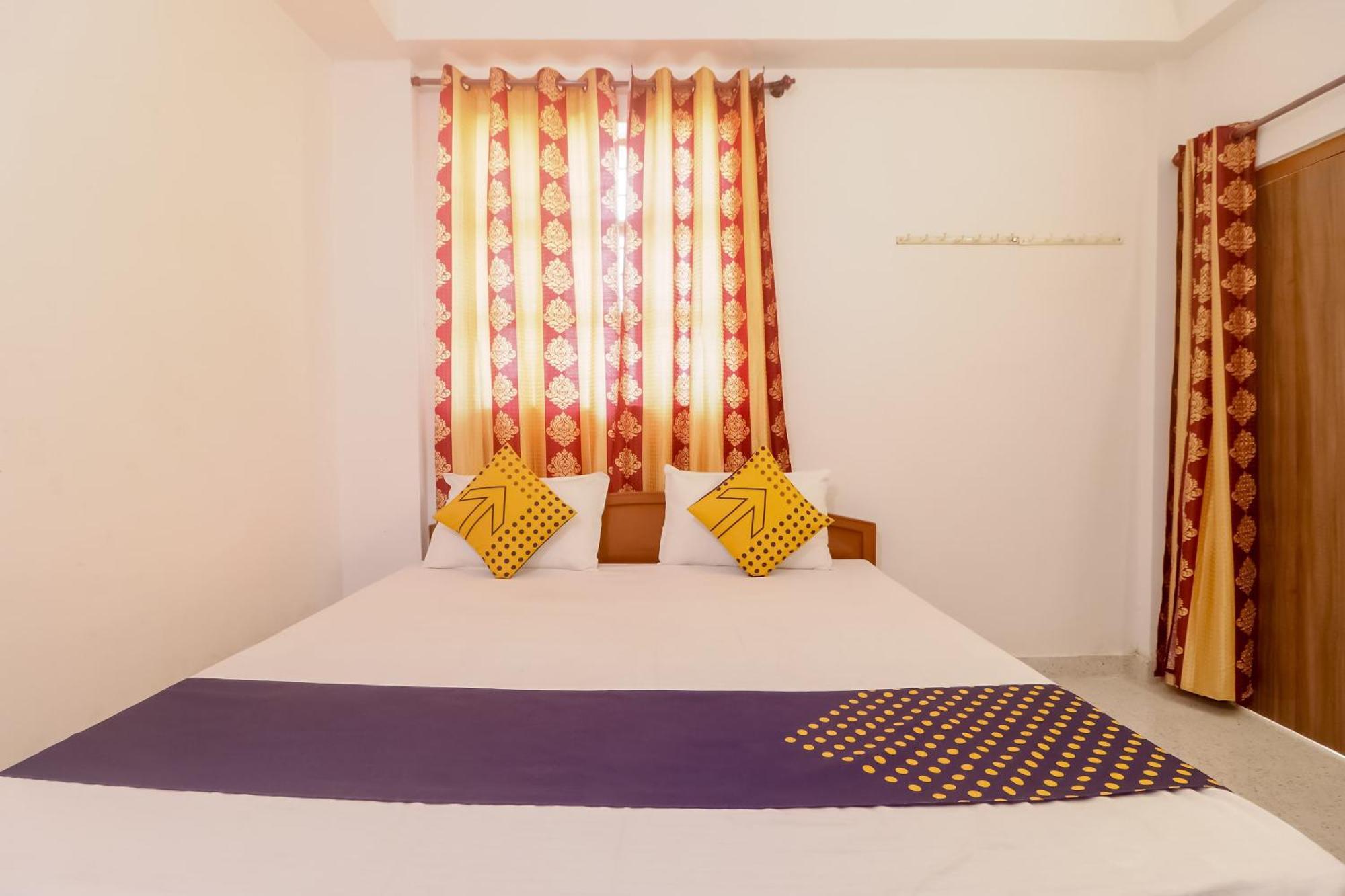 Spot On Hotel Om Kanha Bilāspur Extérieur photo