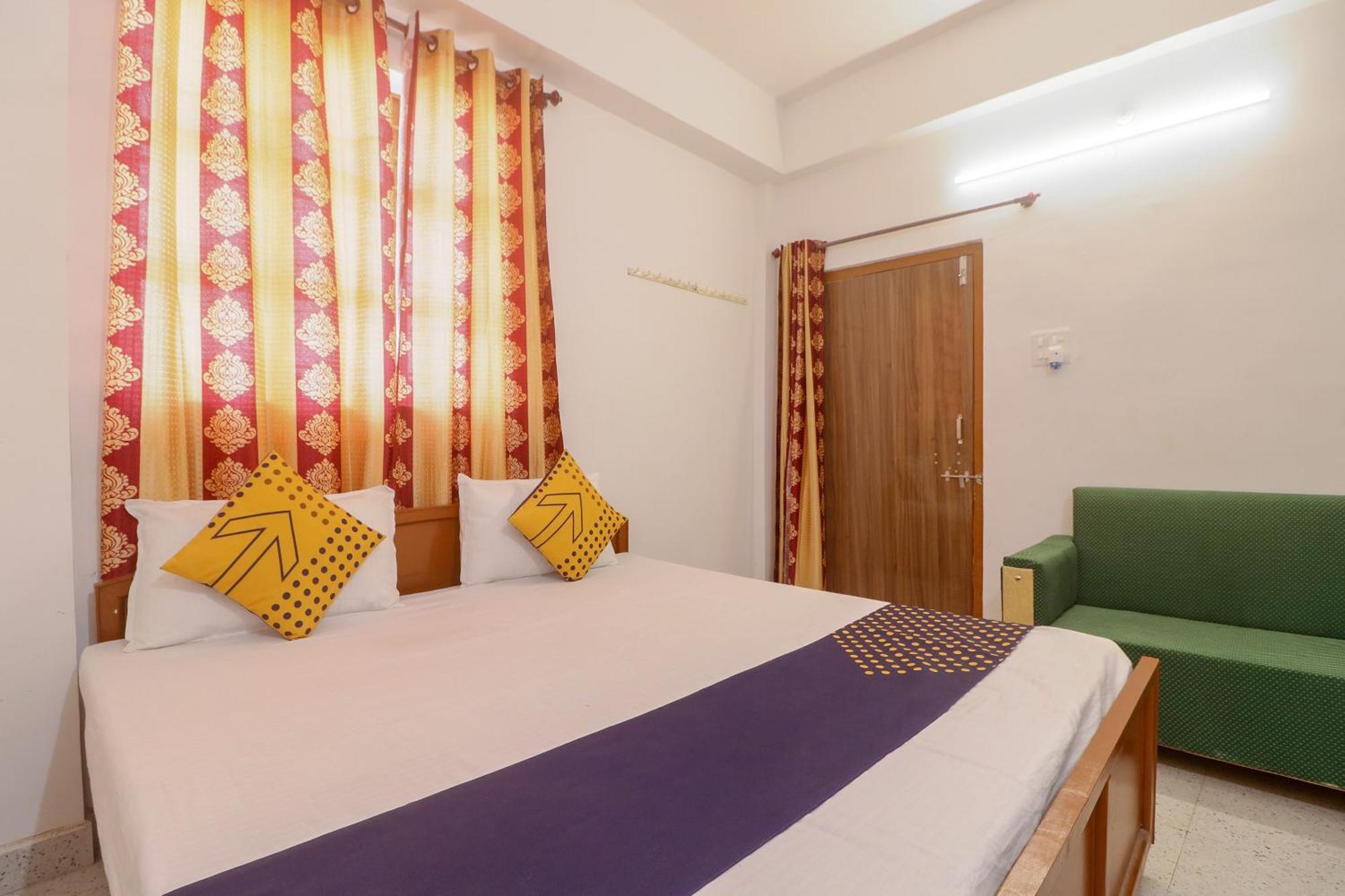 Spot On Hotel Om Kanha Bilāspur Extérieur photo